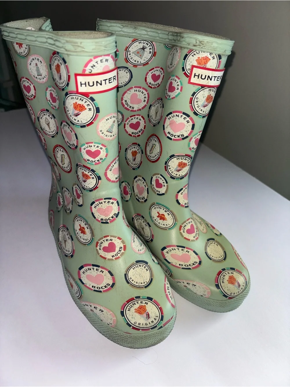 Hunter Kids Mint Green Rain Boots with Pink Badge Pattern